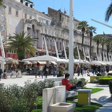 Sweet Peppermint View Apartment